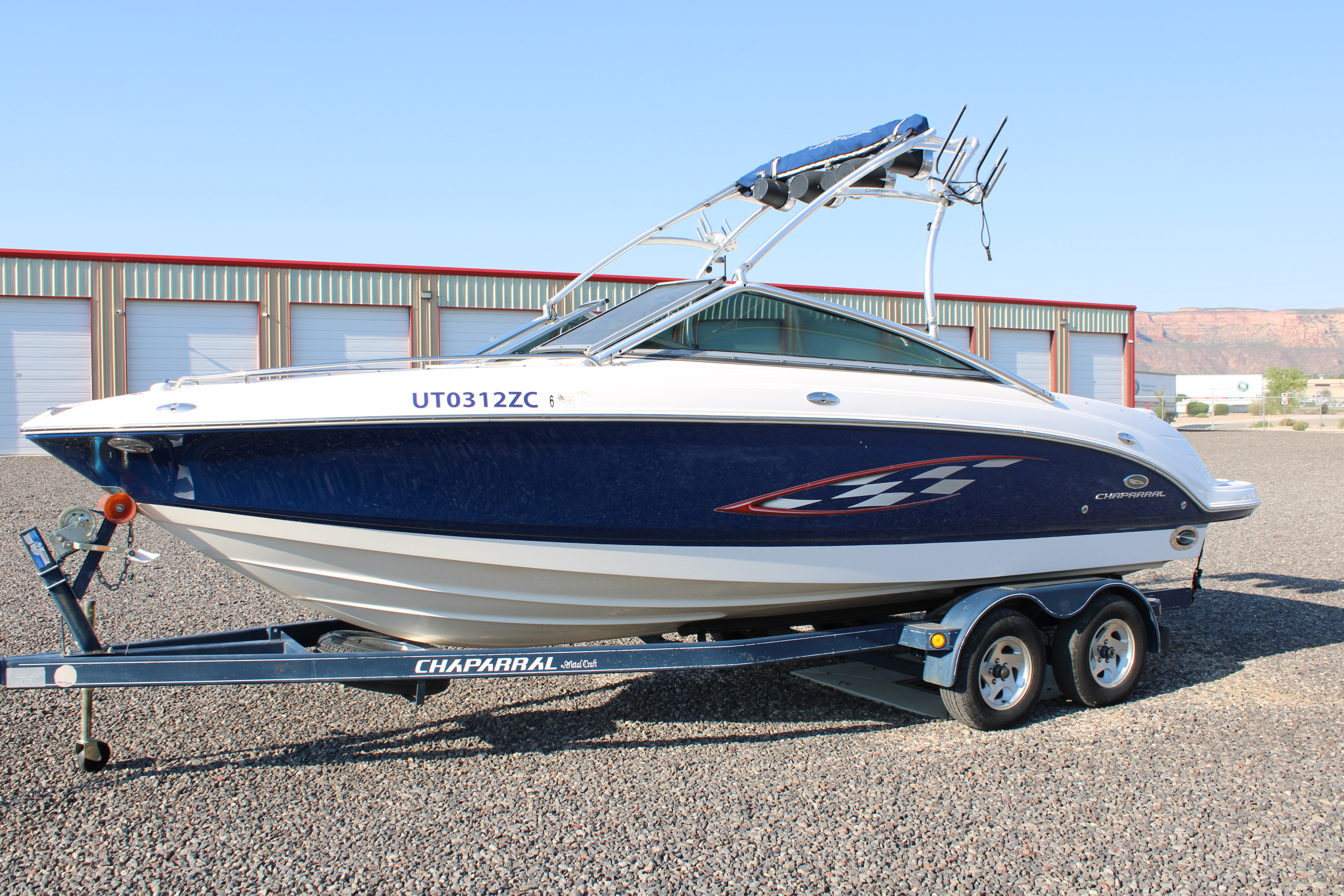 2006 Chaparral 236 SSI Boat