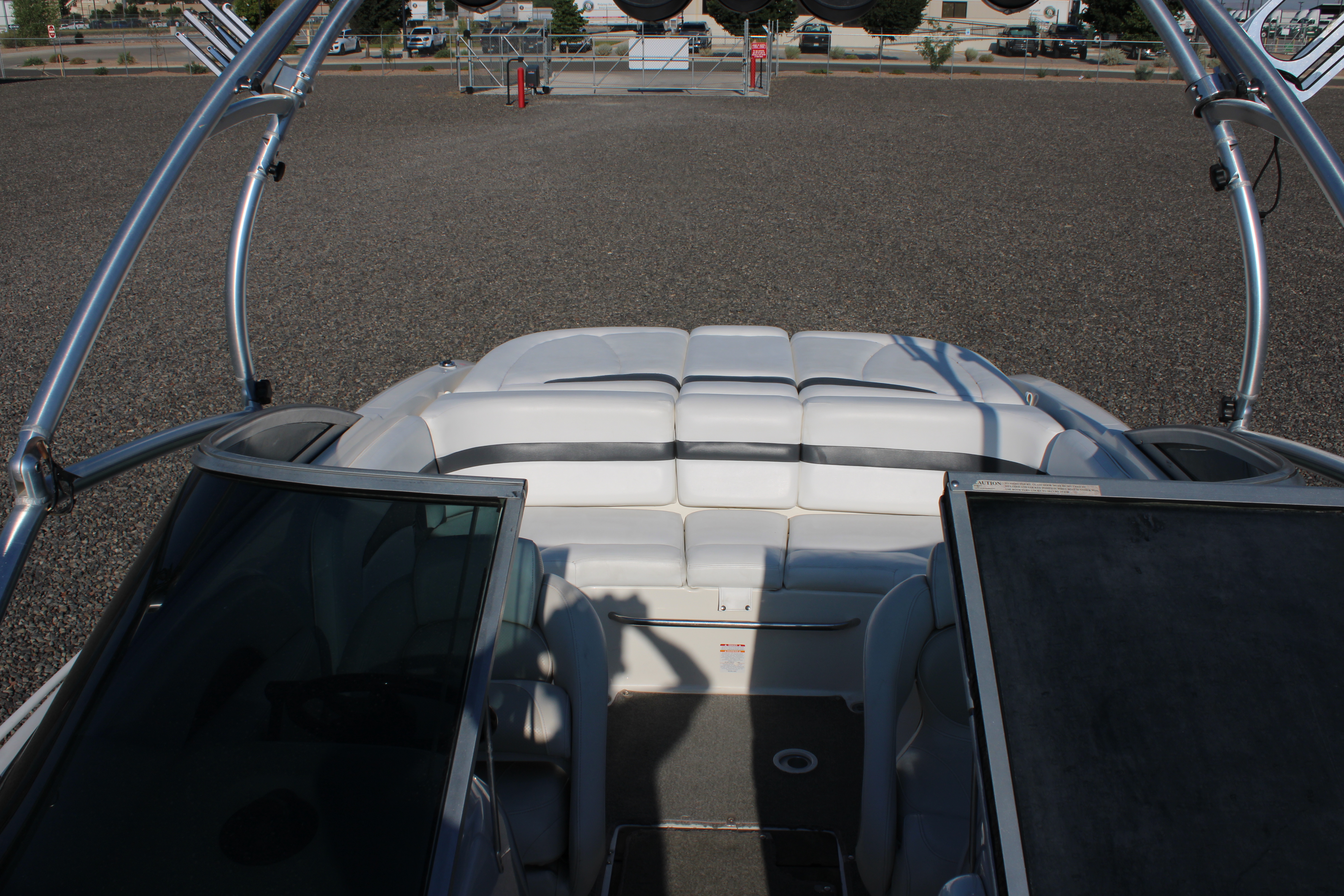 2006 Chaparral 236 SSI Boat