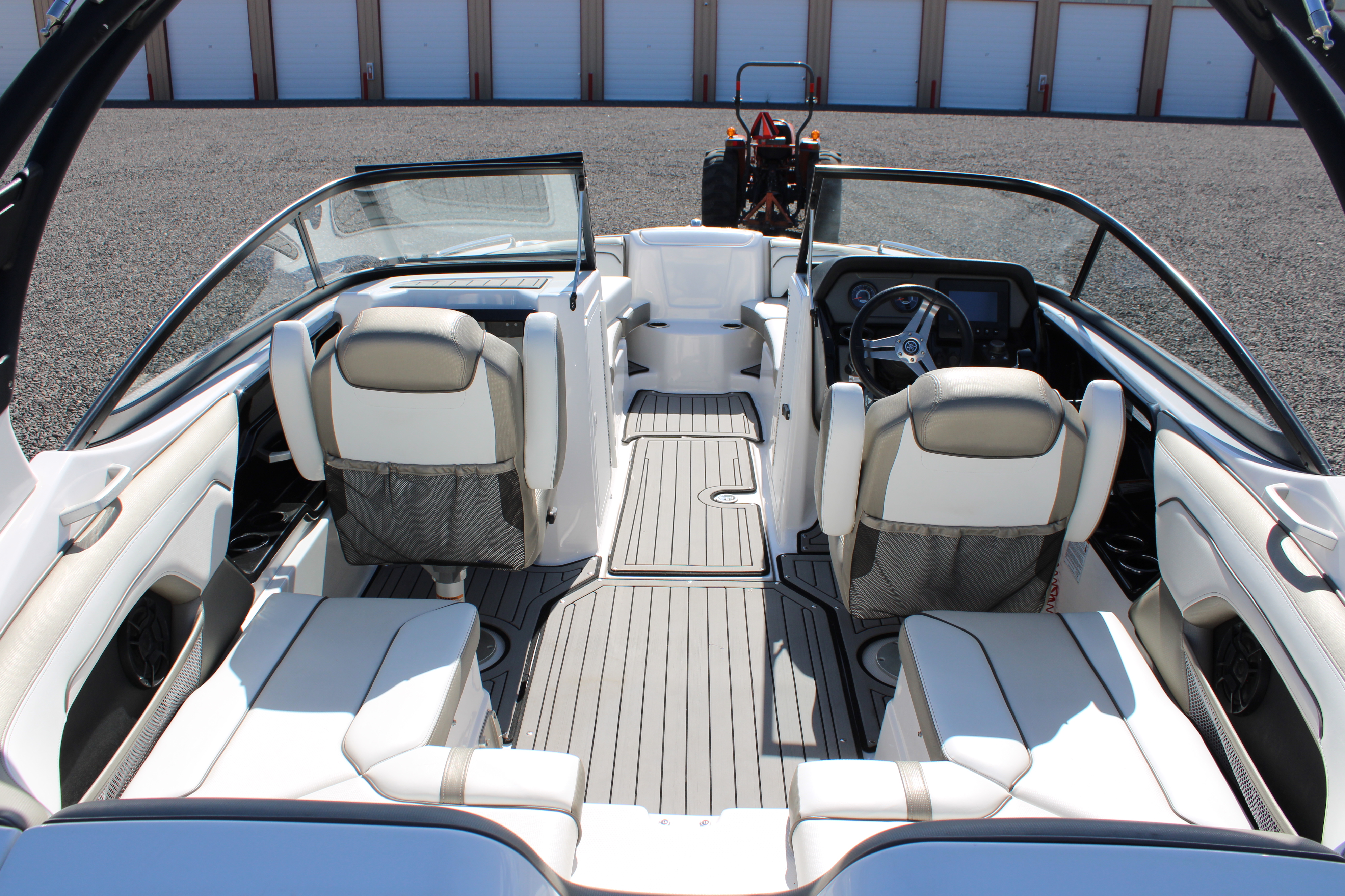 2018 Yamaha Boats 212X Boat