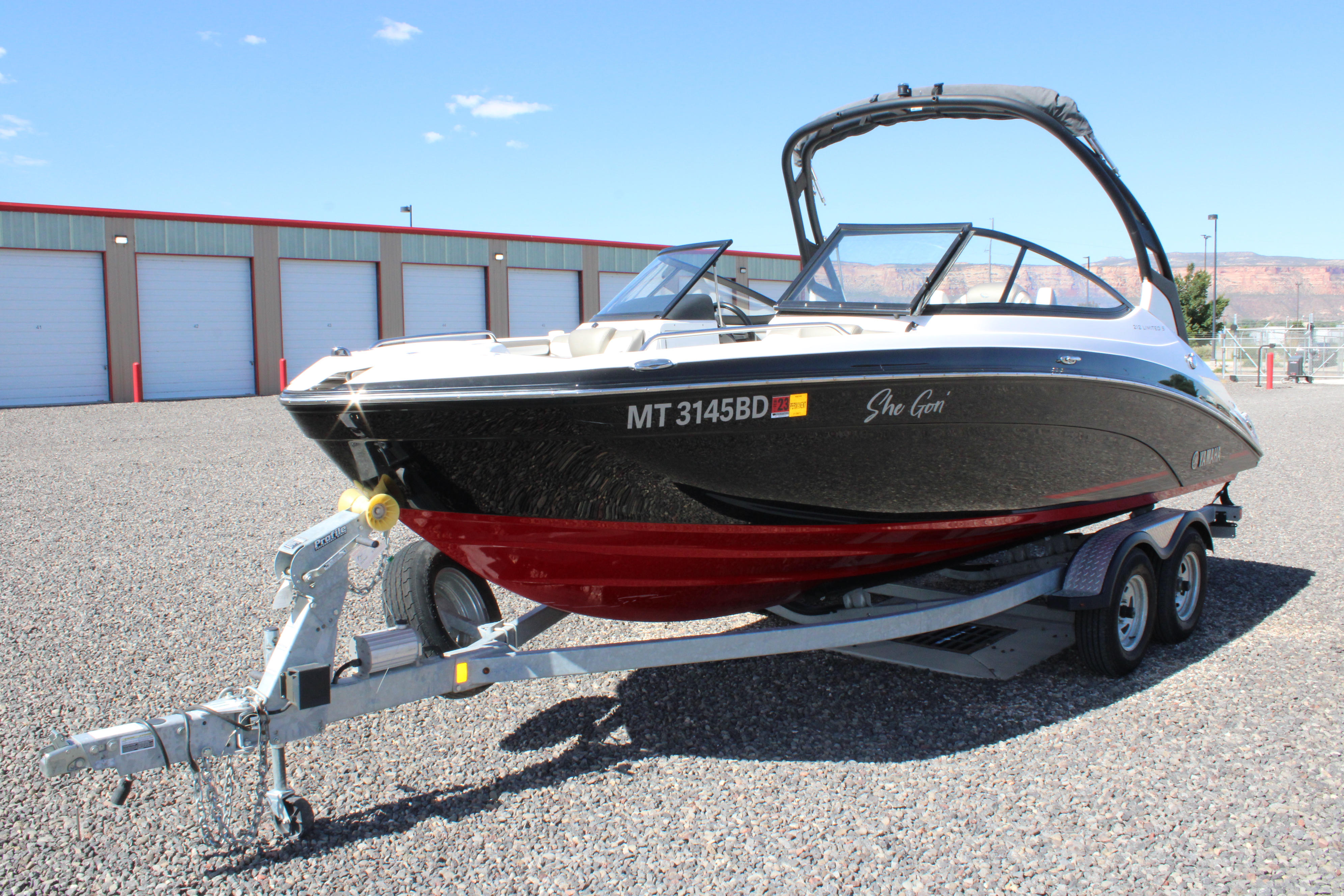 2018 Yamaha Boats 212X Boat