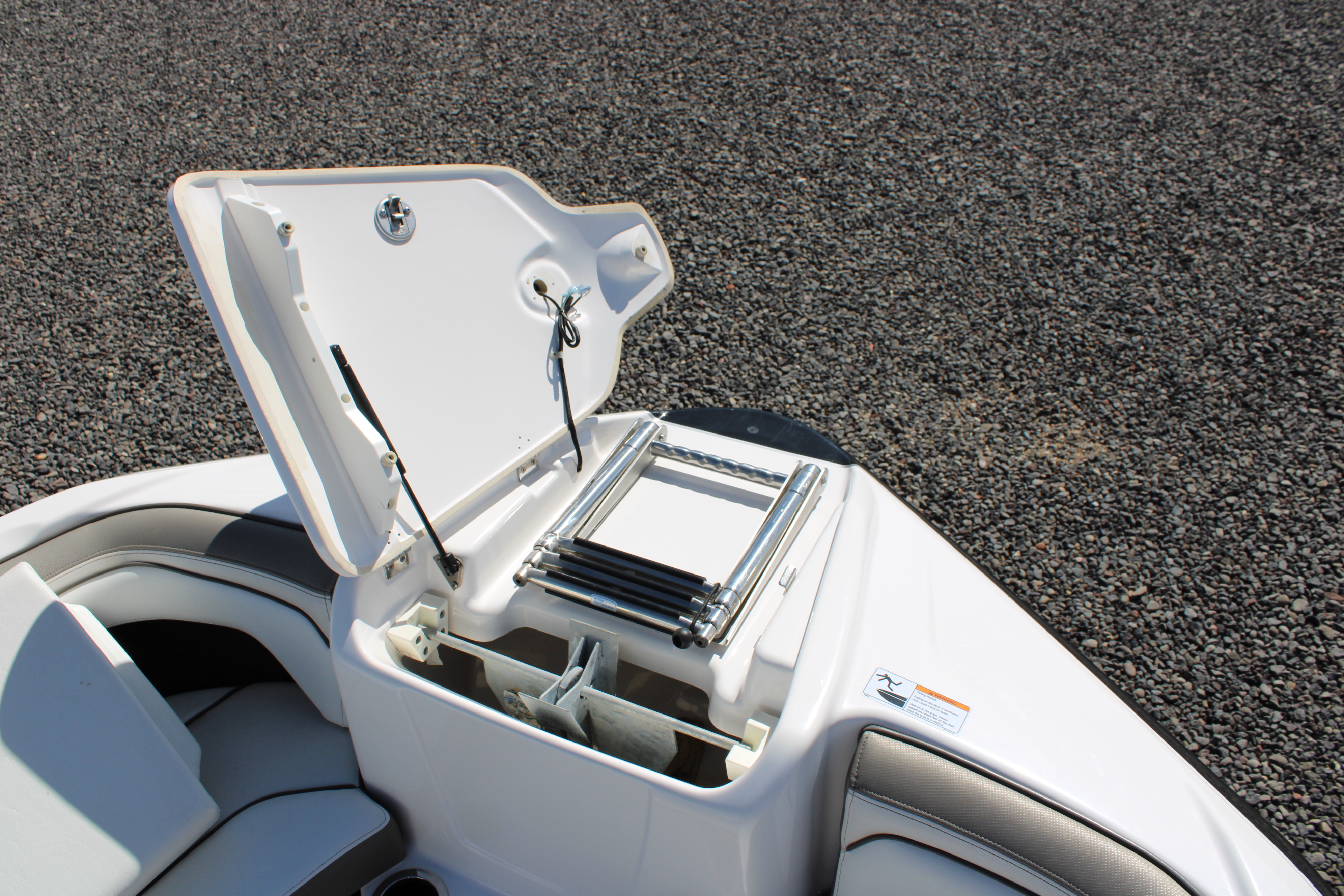 2018 Yamaha Boats 212X Boat