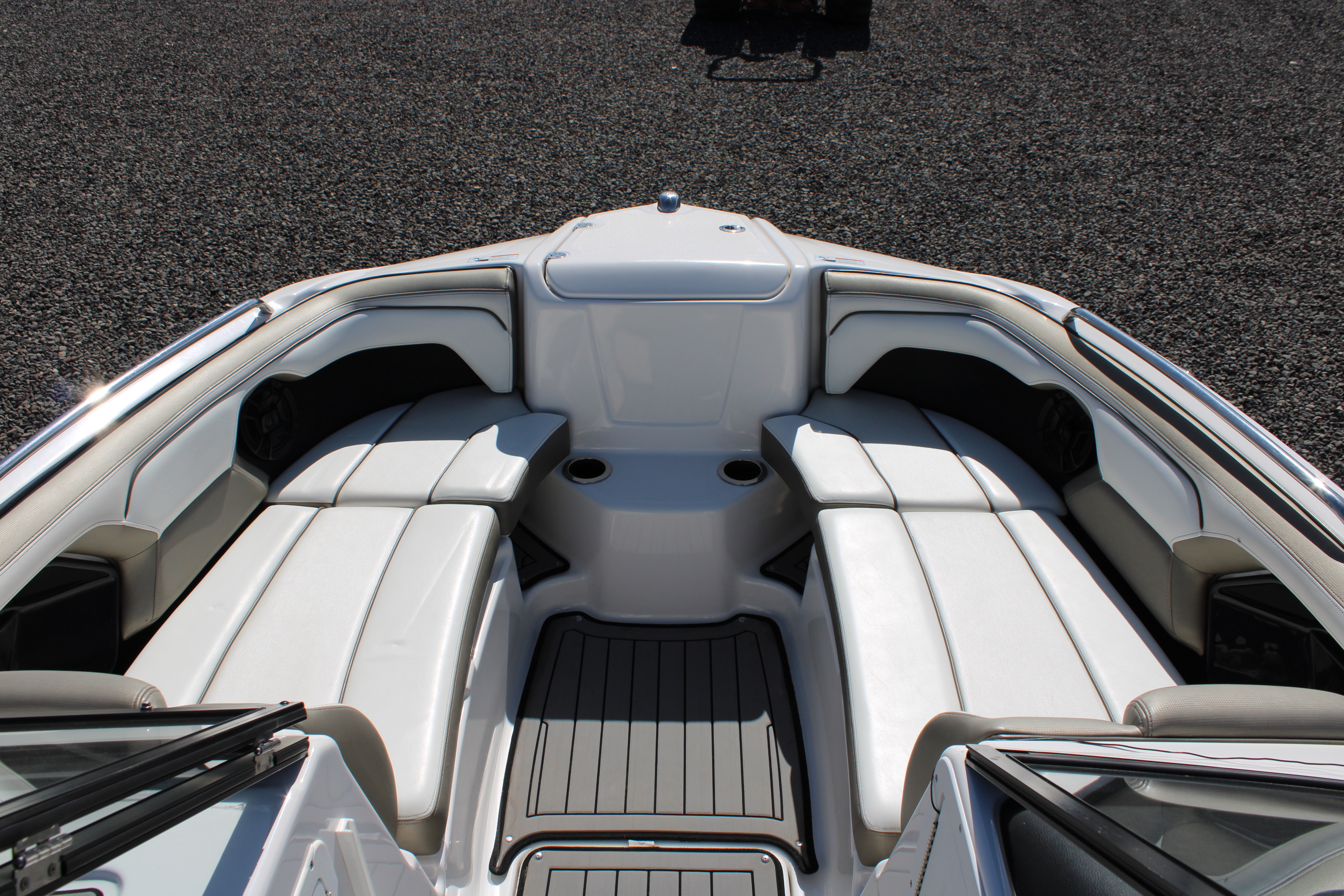2018 Yamaha Boats 212X Boat
