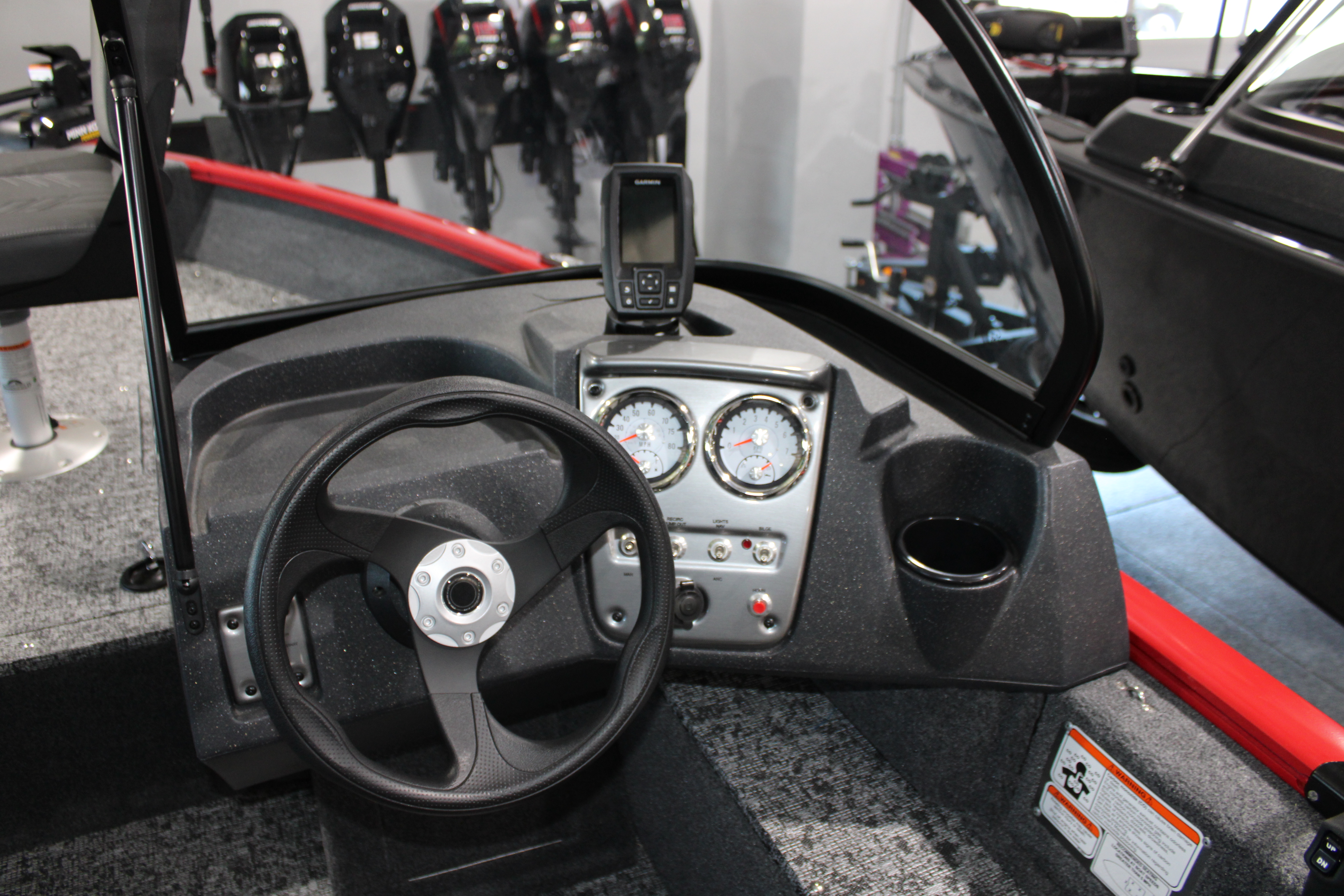 2026 Tracker Boats Pro Guide V-16 WT Boat