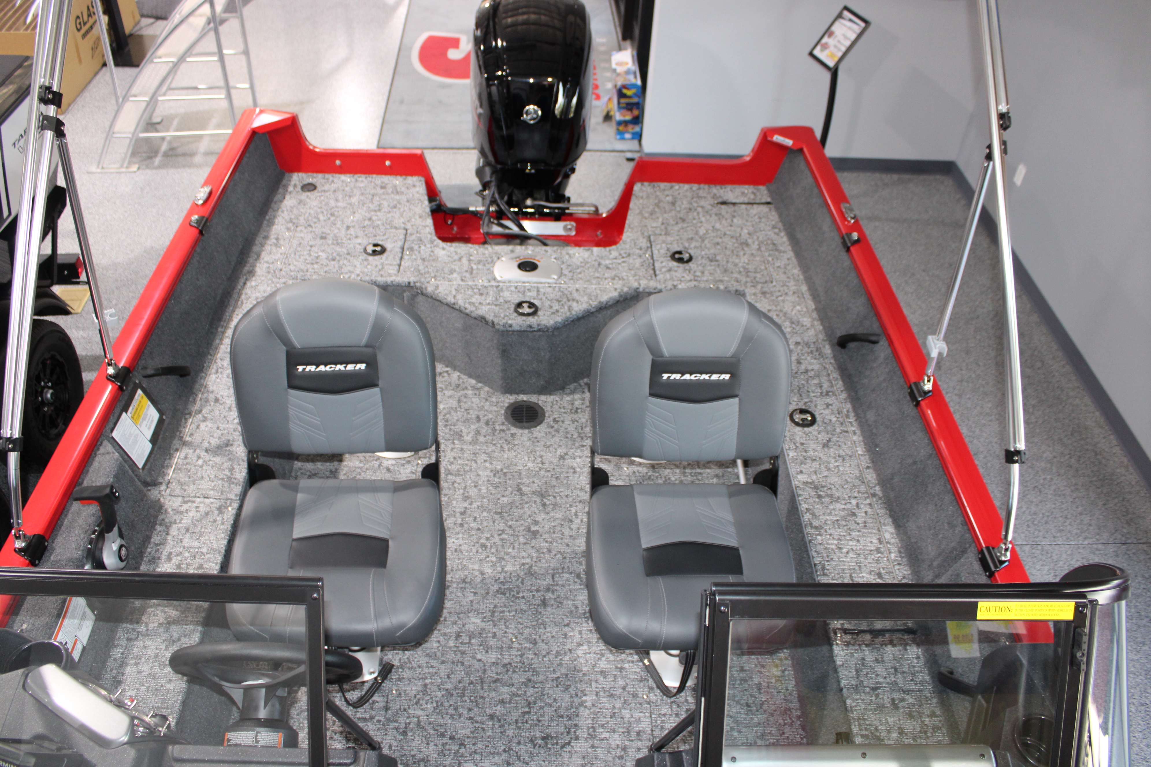 2026 Tracker Boats Pro Guide V-16 WT Boat