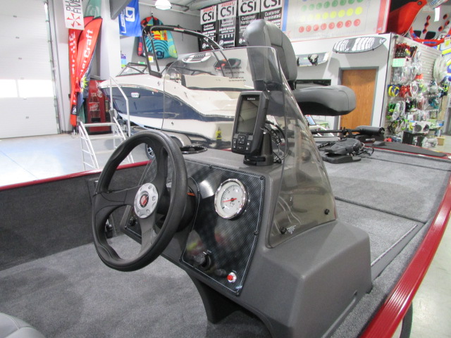 2026 Tracker Classic XL Boat