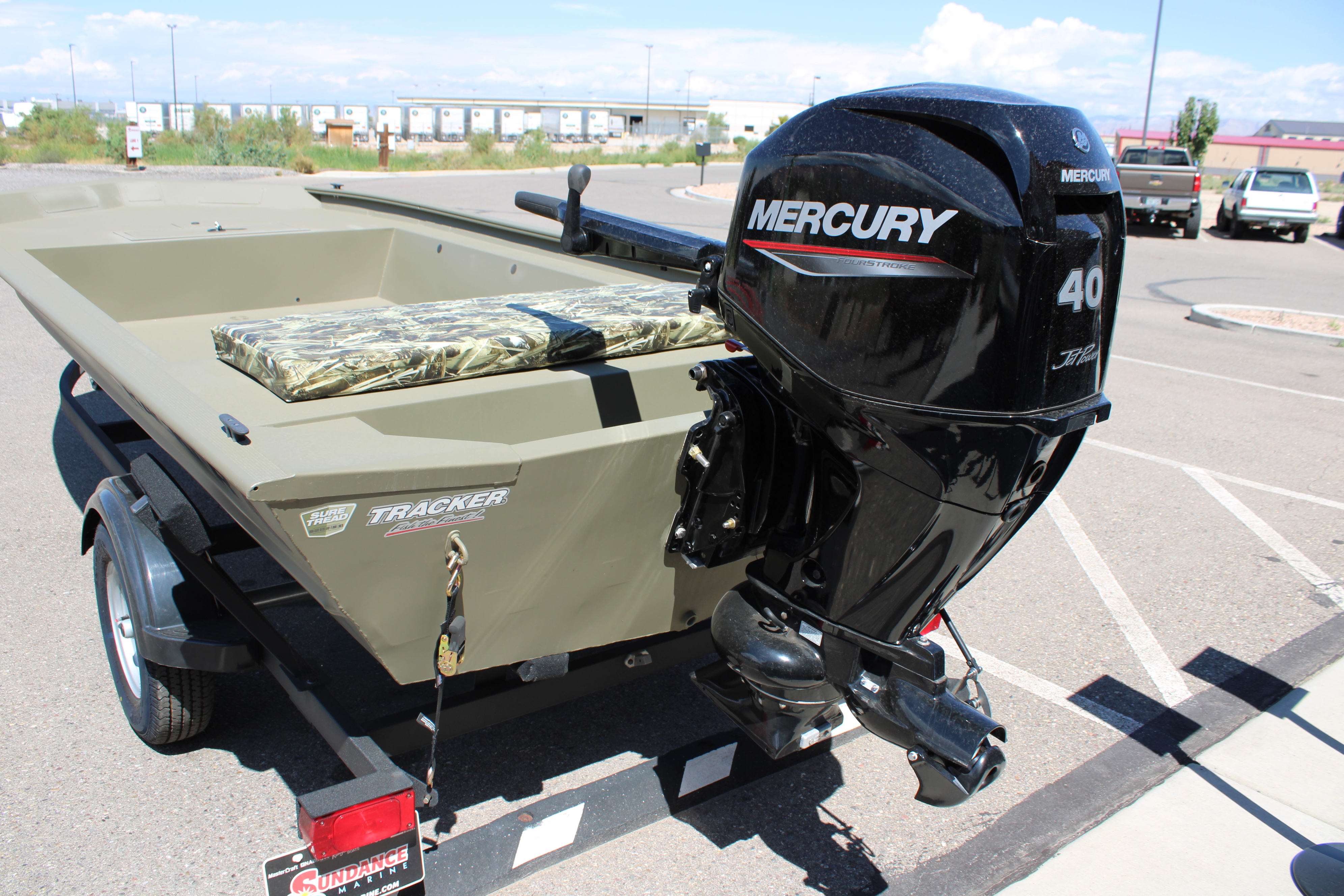 2026 Tracker JON GRIZZLY 1754 Boat