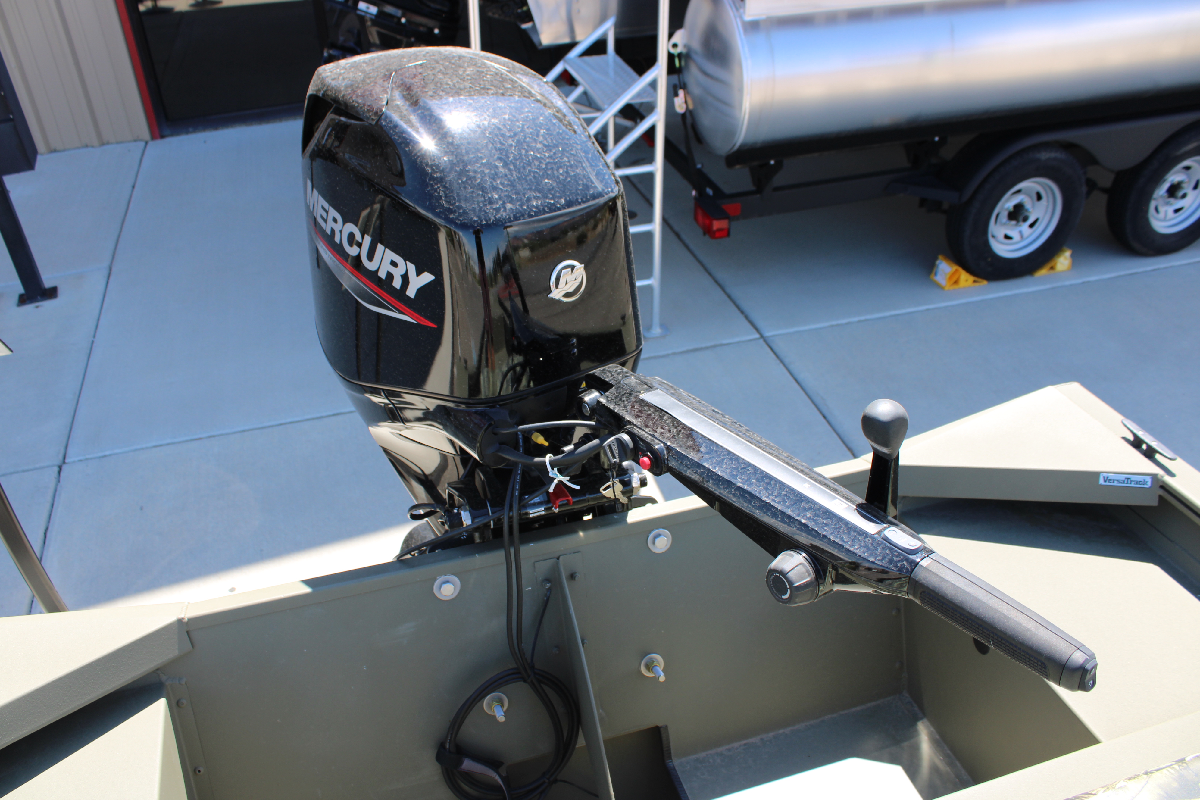 2026 Tracker JON GRIZZLY 1754 Boat