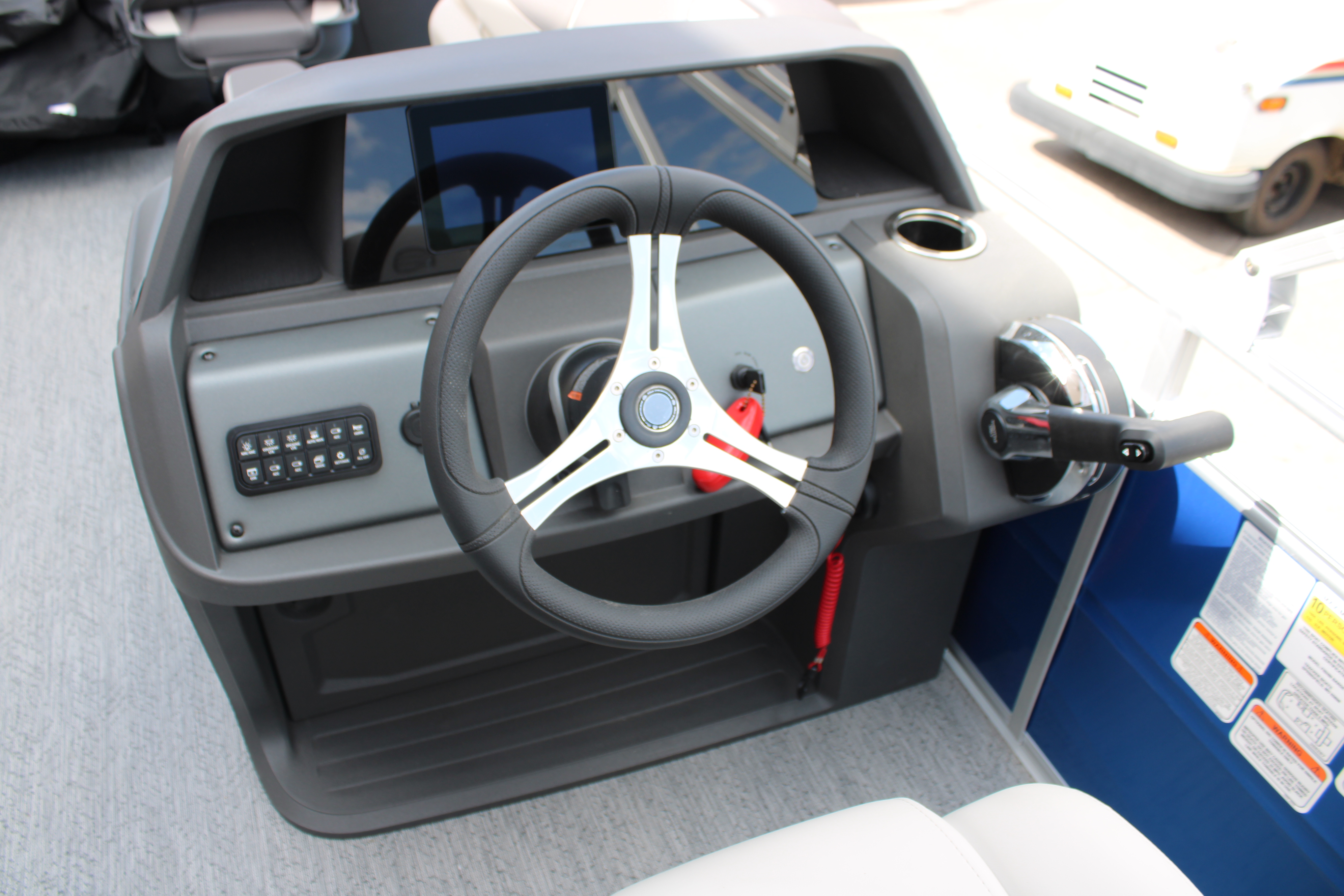 2026 Sun Tracker FB20 Boat