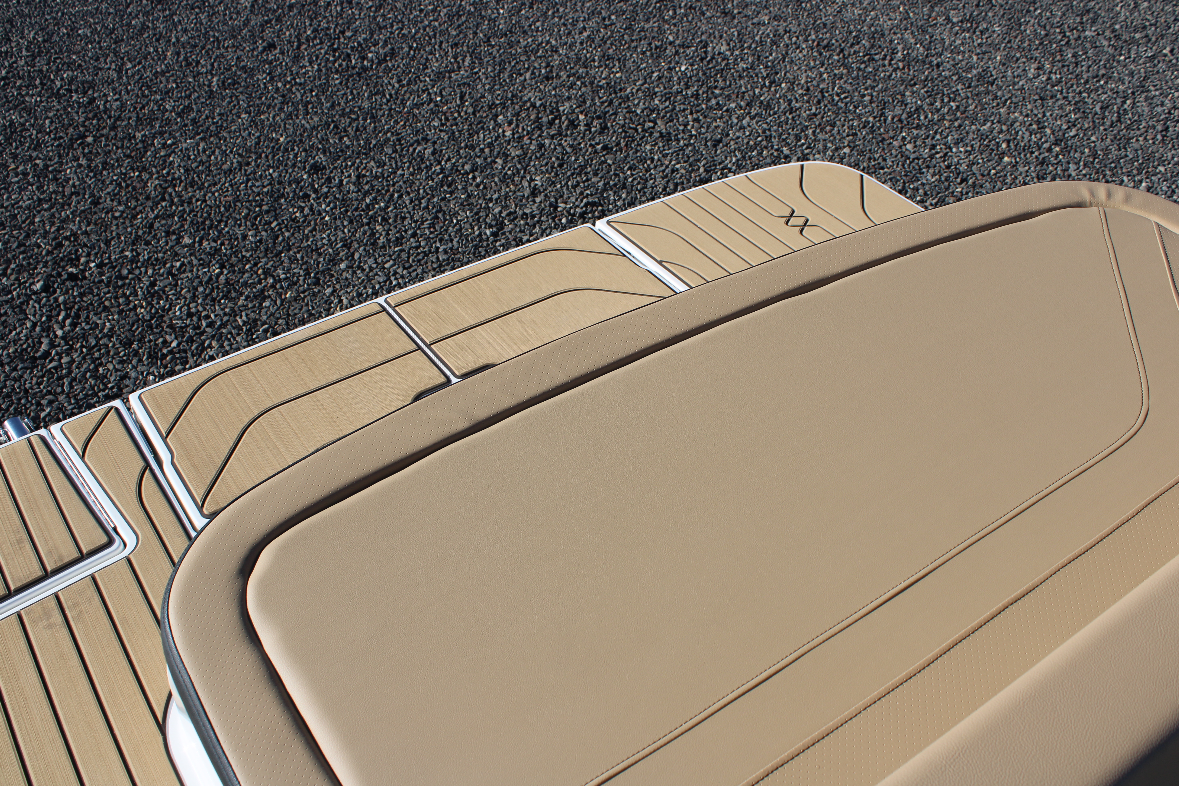 2026 Sea Ray SPX 210 Boat