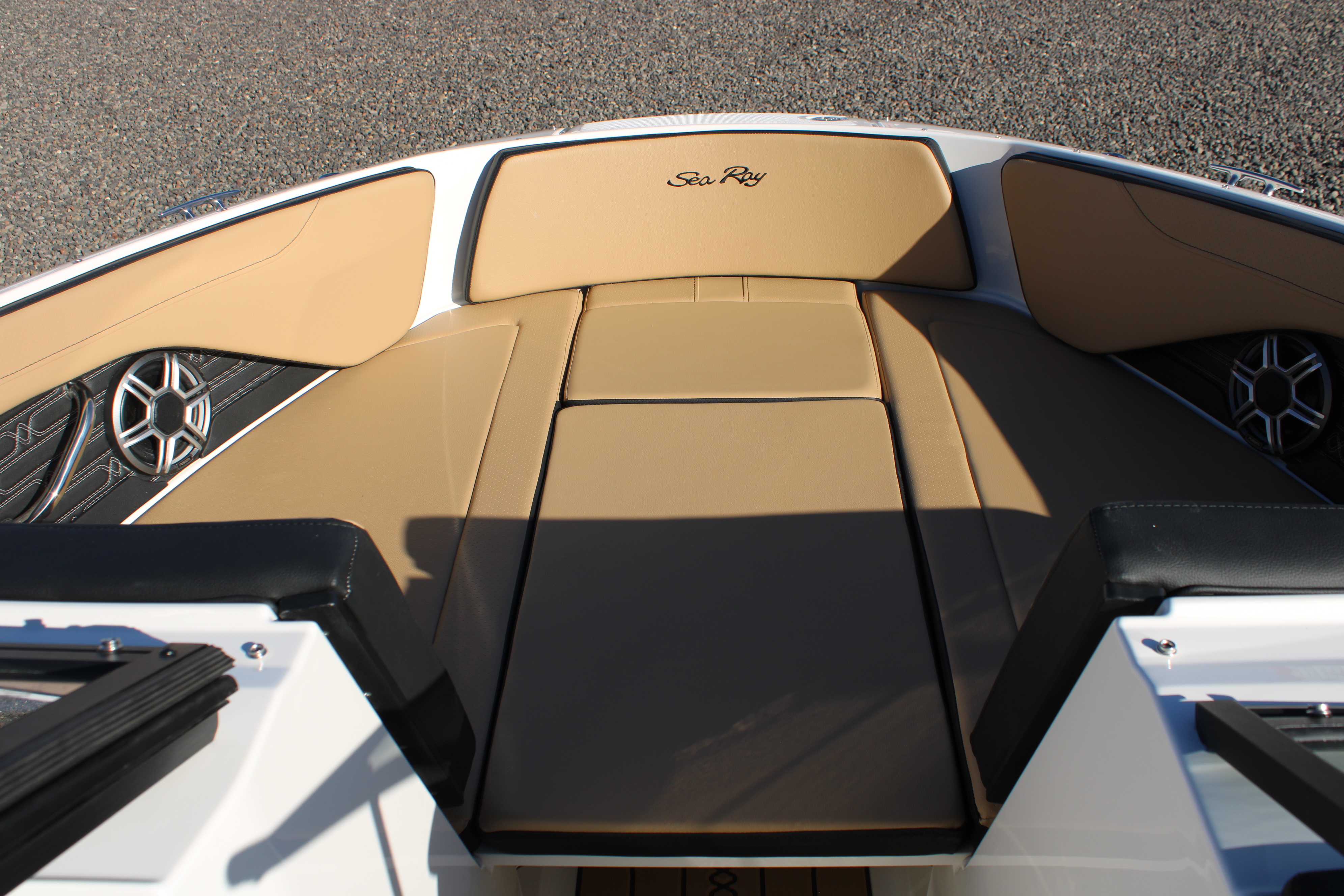 2026 Sea Ray SPX 210 Boat
