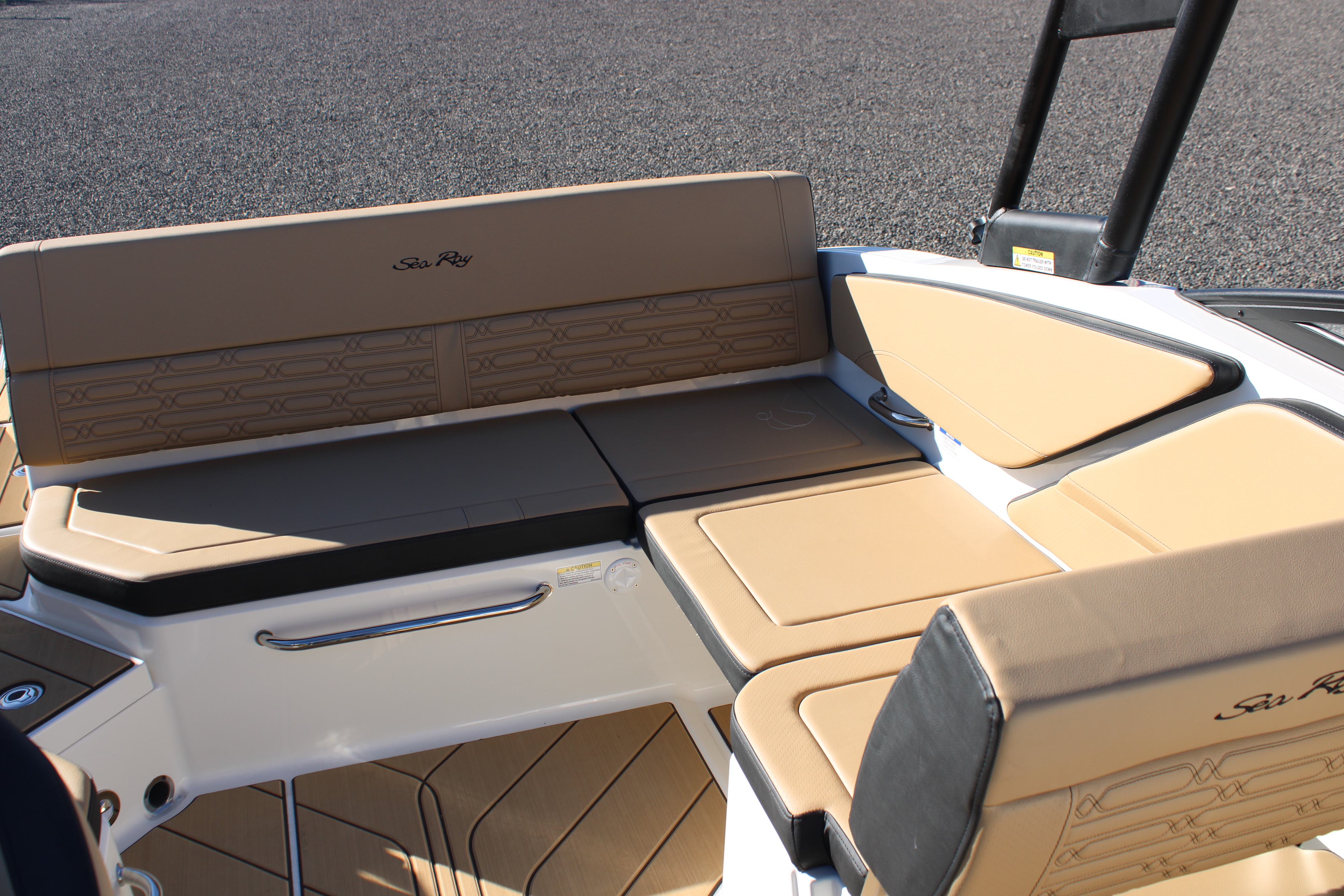 2026 Sea Ray SPX 210 Boat