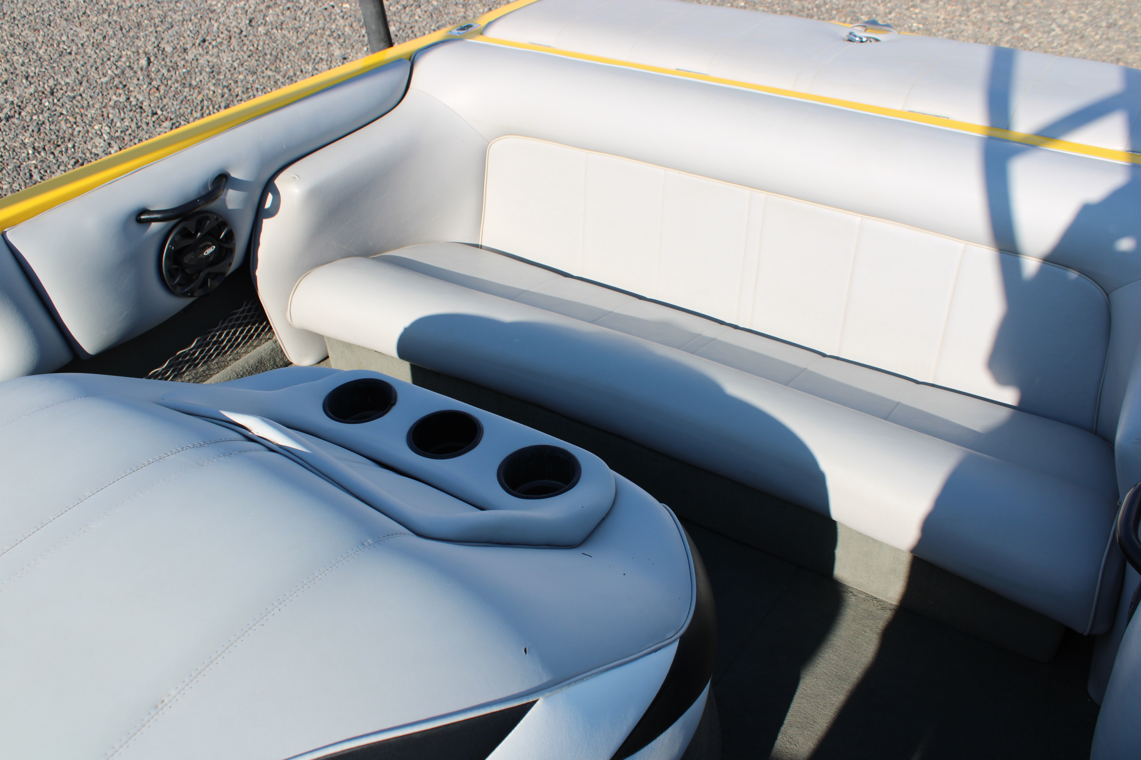 2003 Calabria CAL-AIR 20' Boat