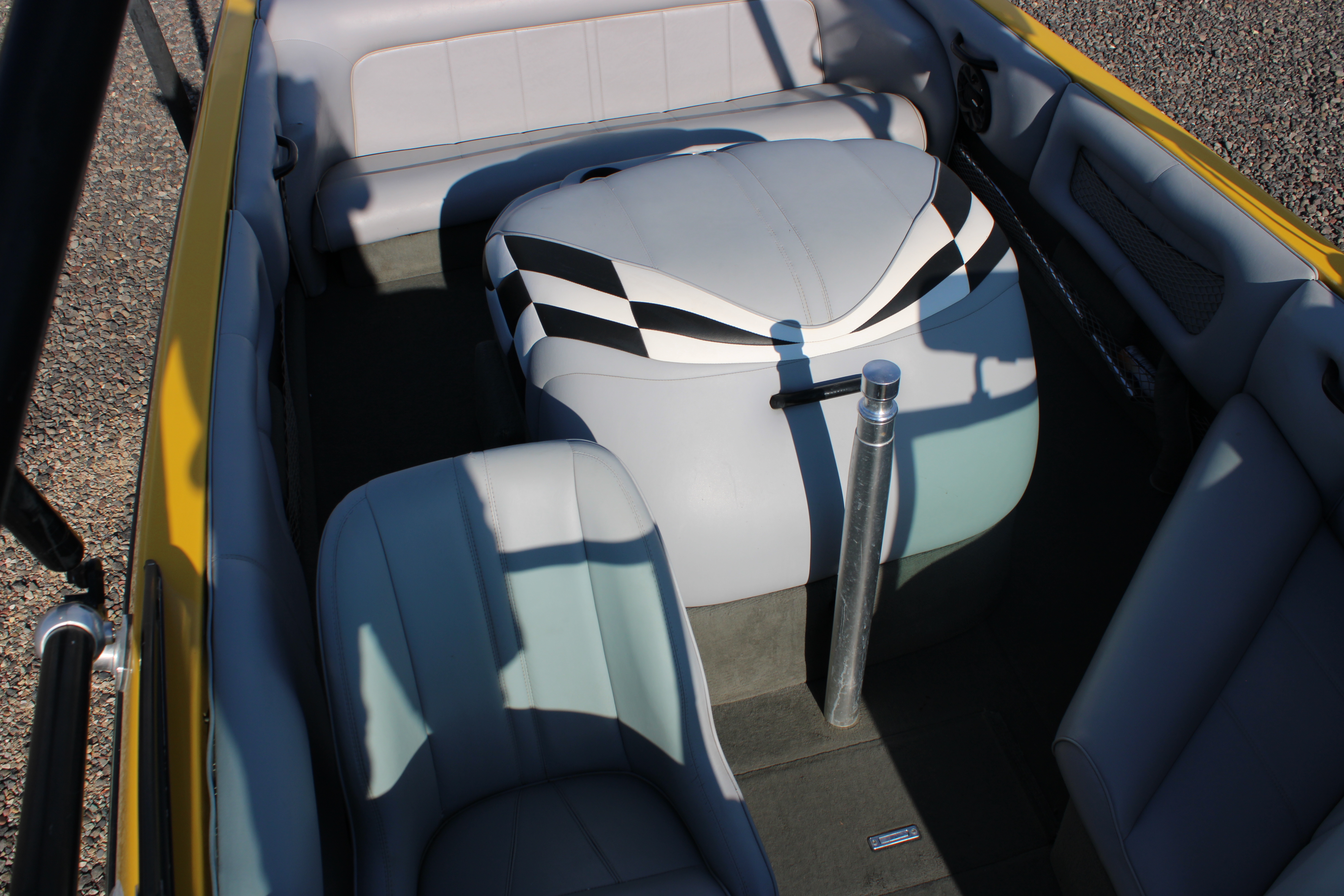 2003 Calabria CAL-AIR 20' Boat