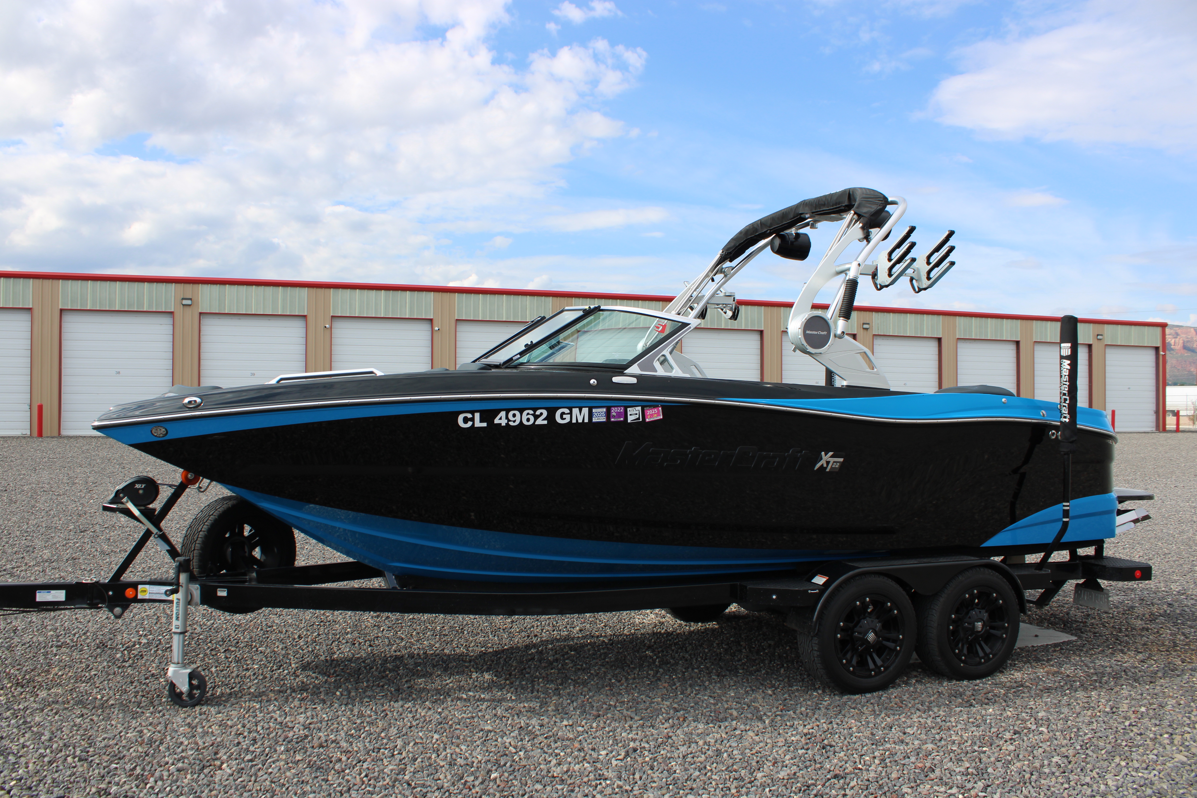 2021 MasterCraft XT22 Boat