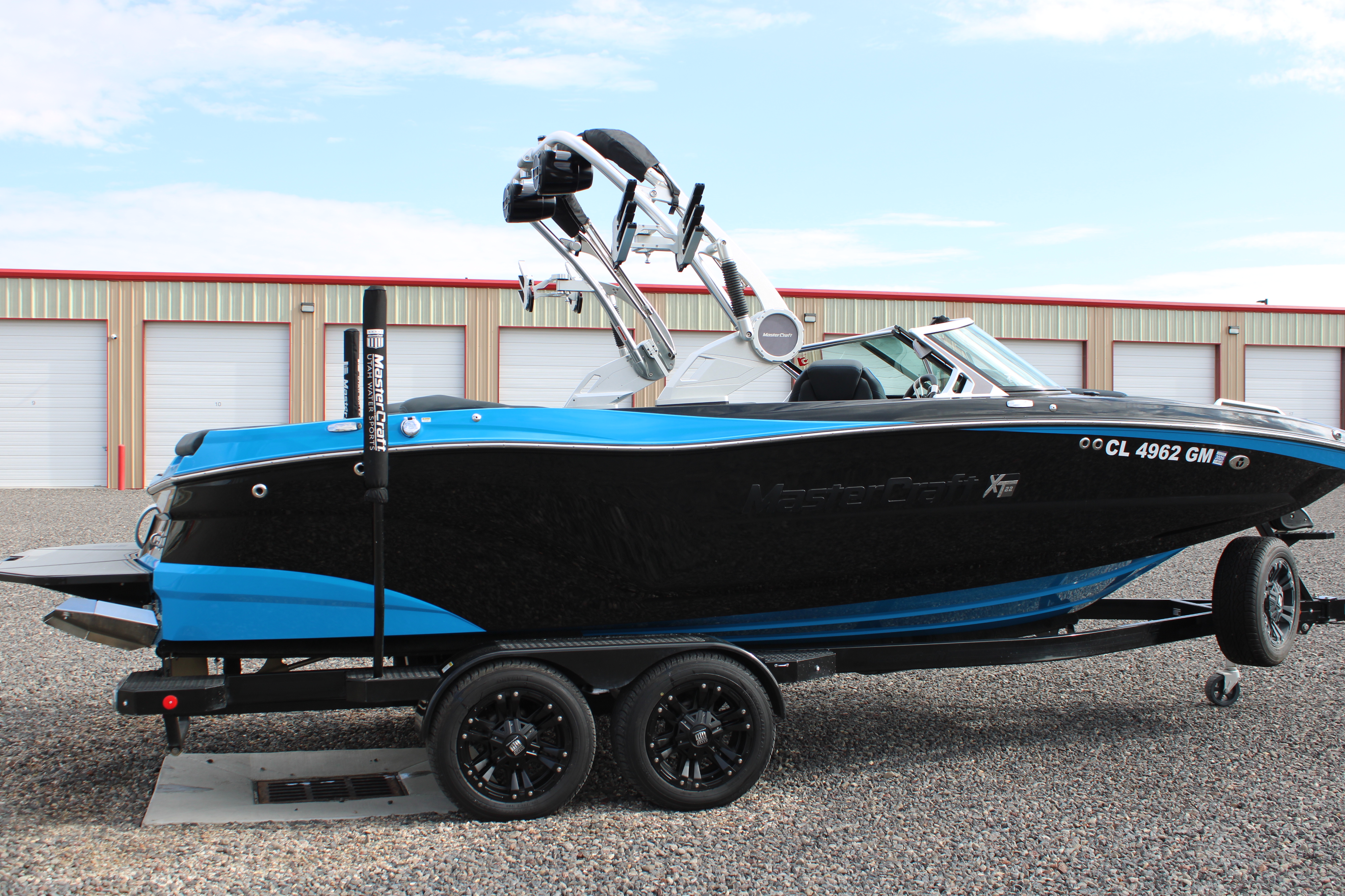 2021 MasterCraft XT22 Boat