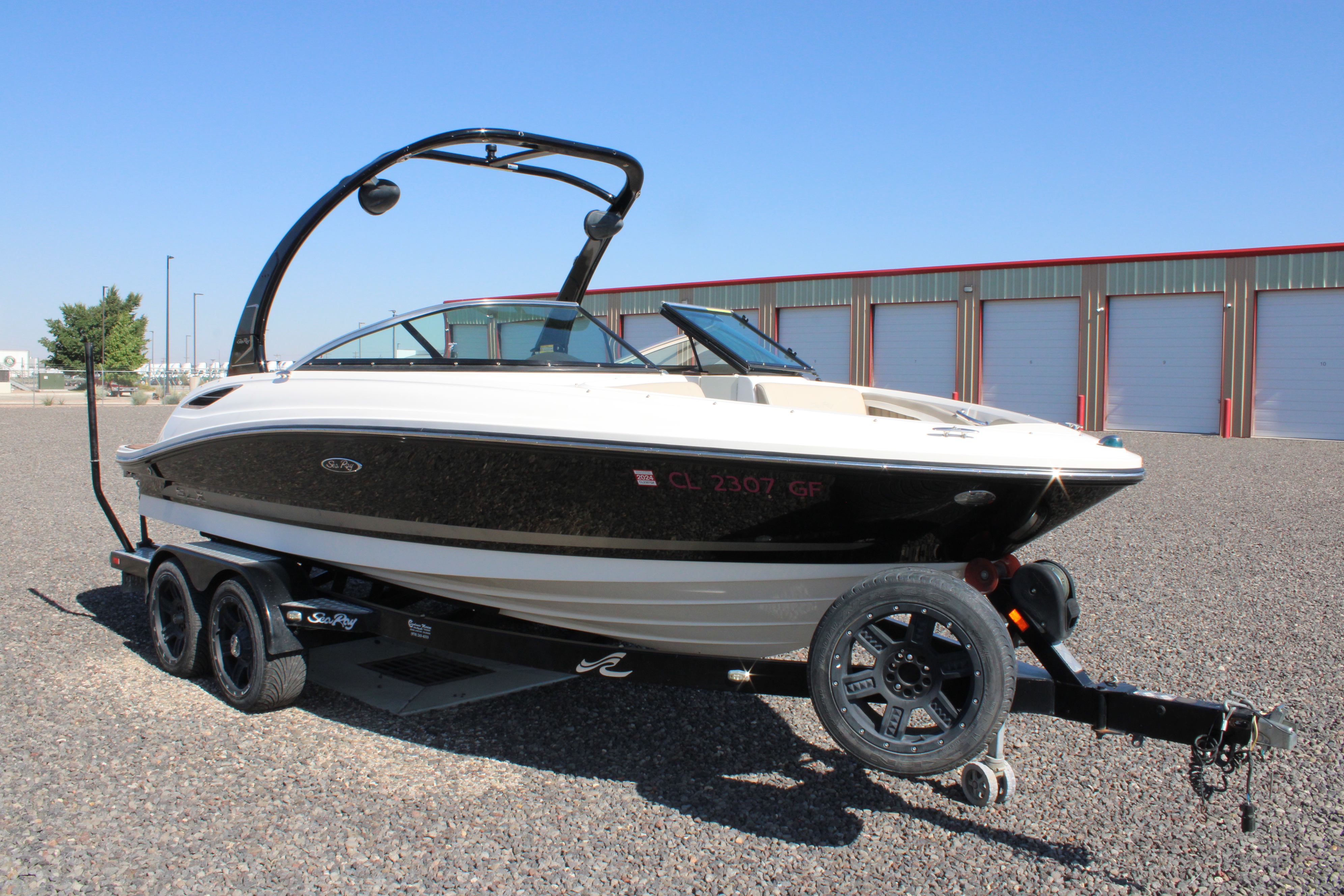 2013 Sea Ray 210 SLX Boat
