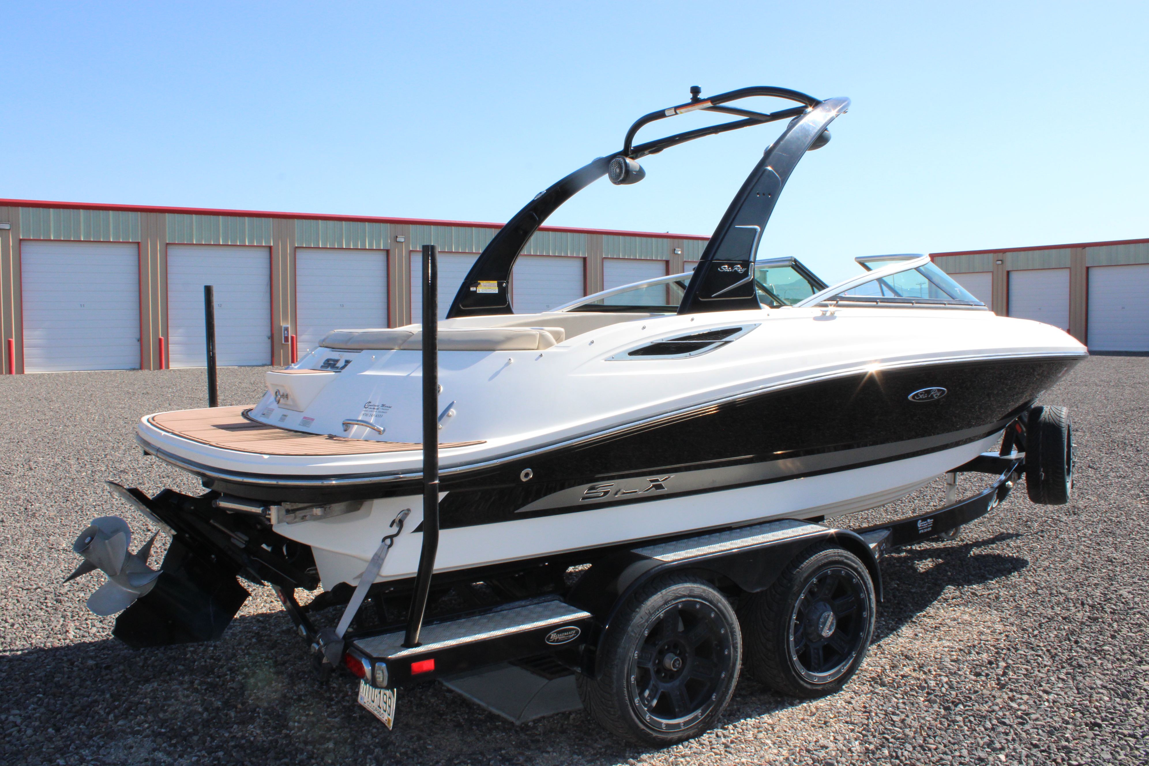 2013 Sea Ray 210 SLX Boat
