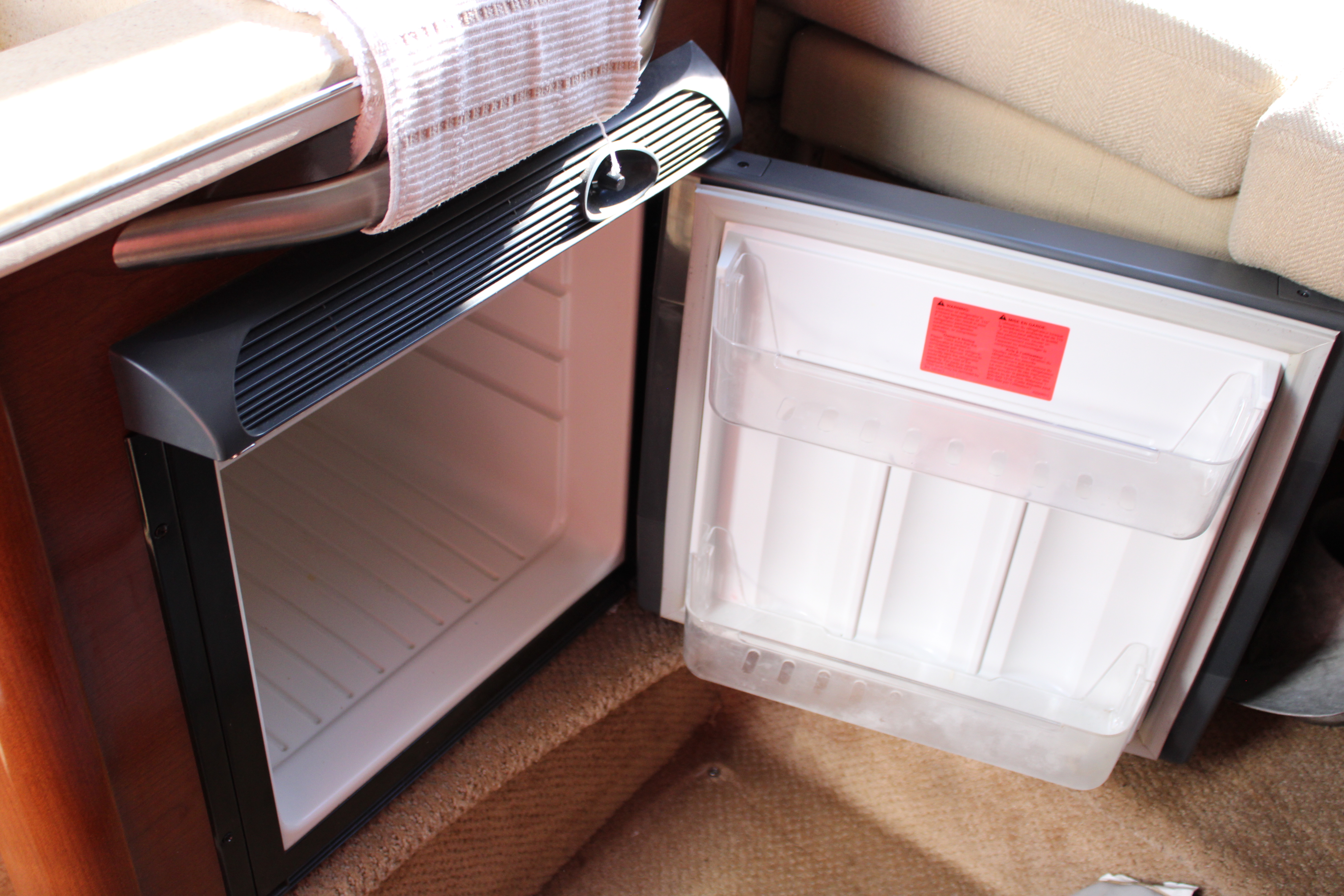 2009 Sea Ray 270 SUNDANCER Boat
