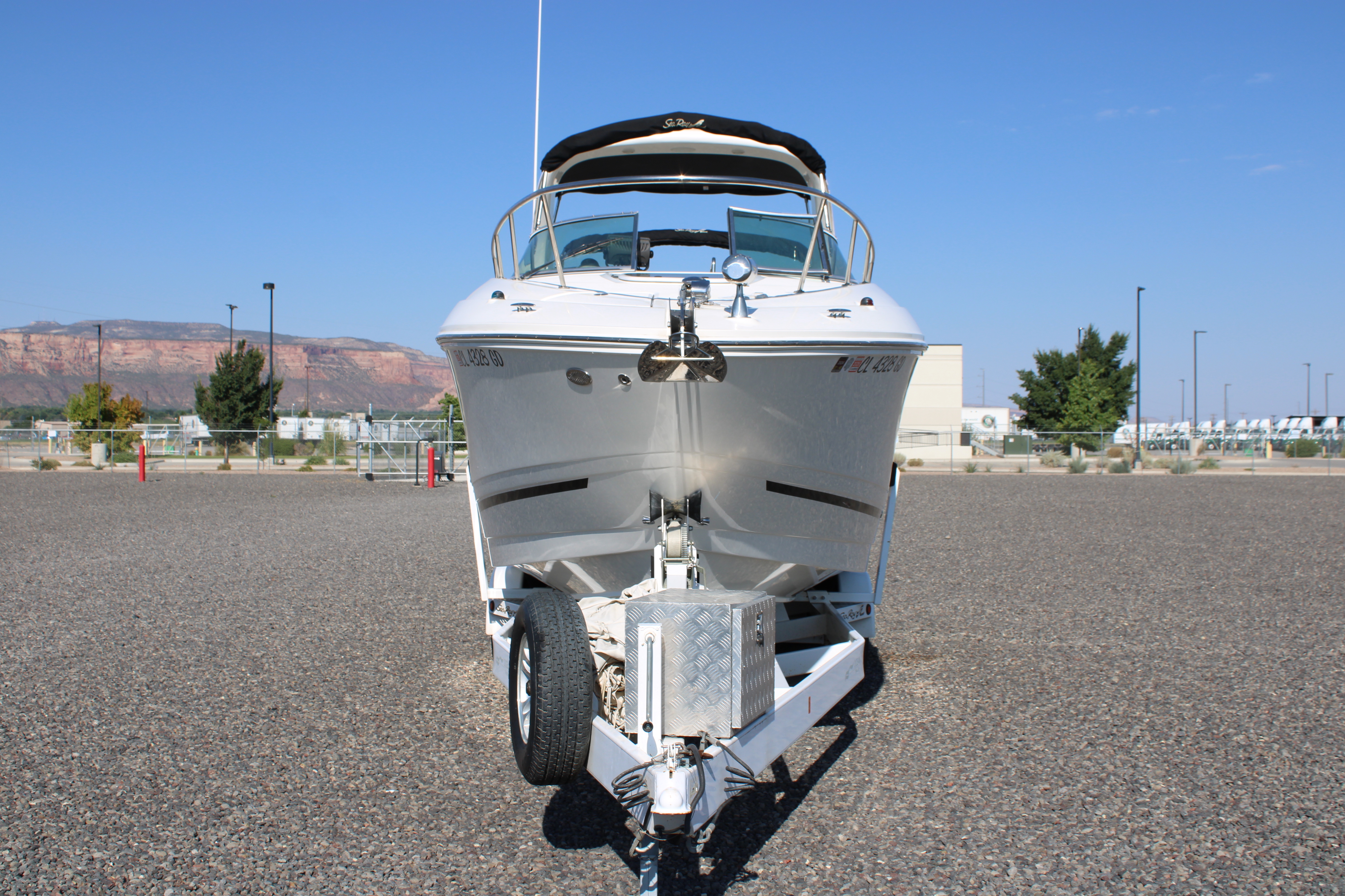 2009 Sea Ray 270 SUNDANCER Boat