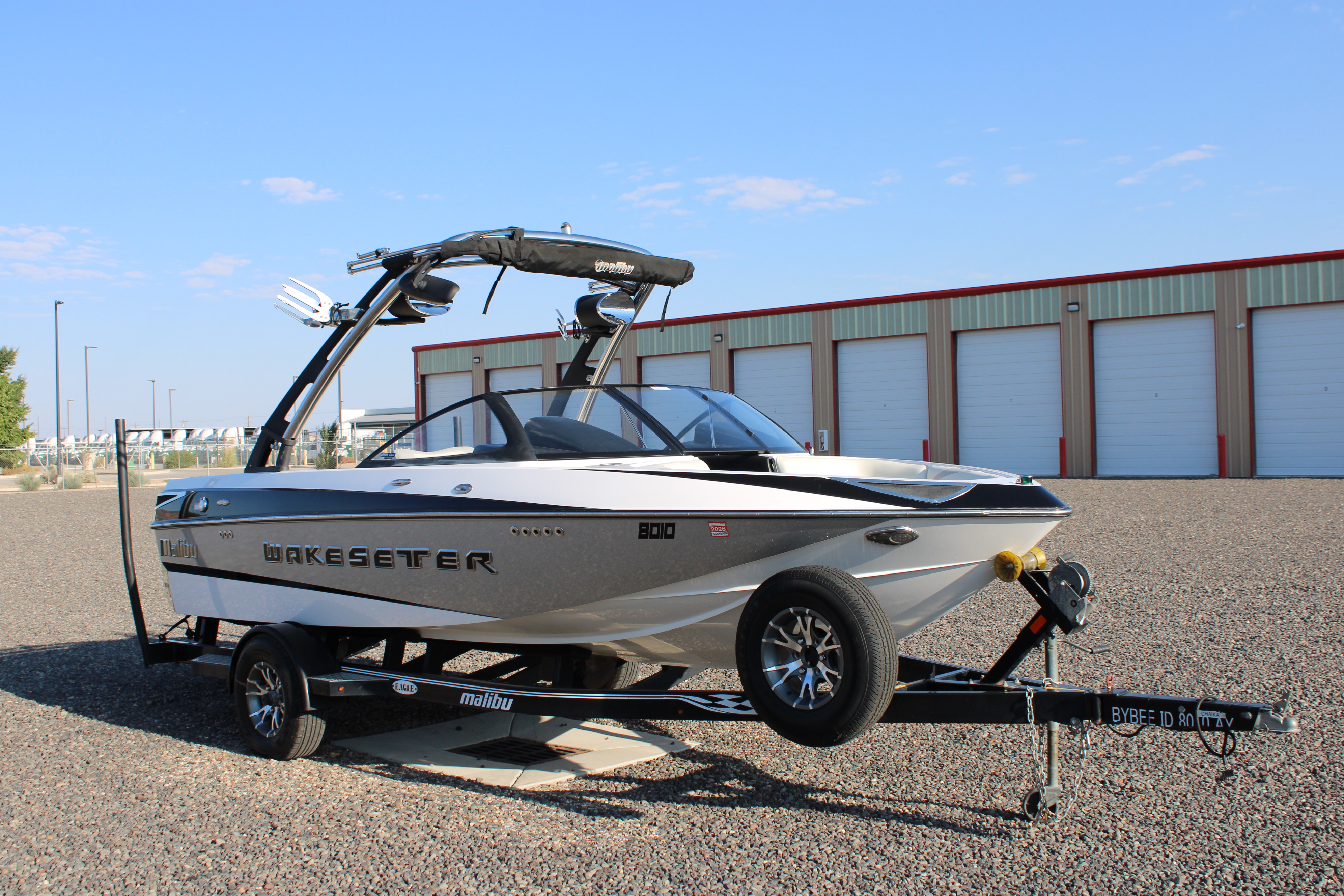 2014 Malibu Wakesetter 20 VTX Boat