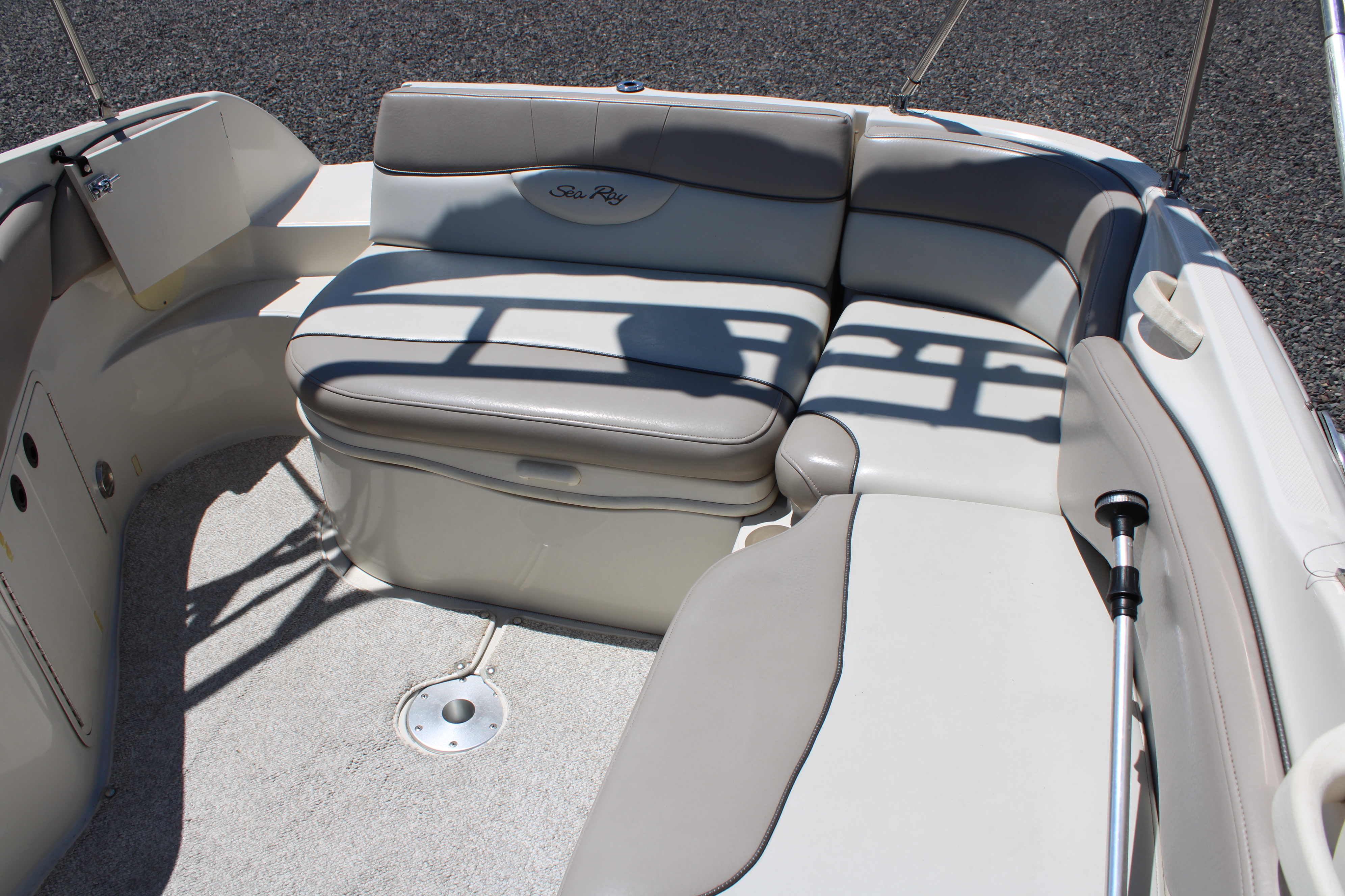 2003 Sea Ray 240 SUNDECK Boat