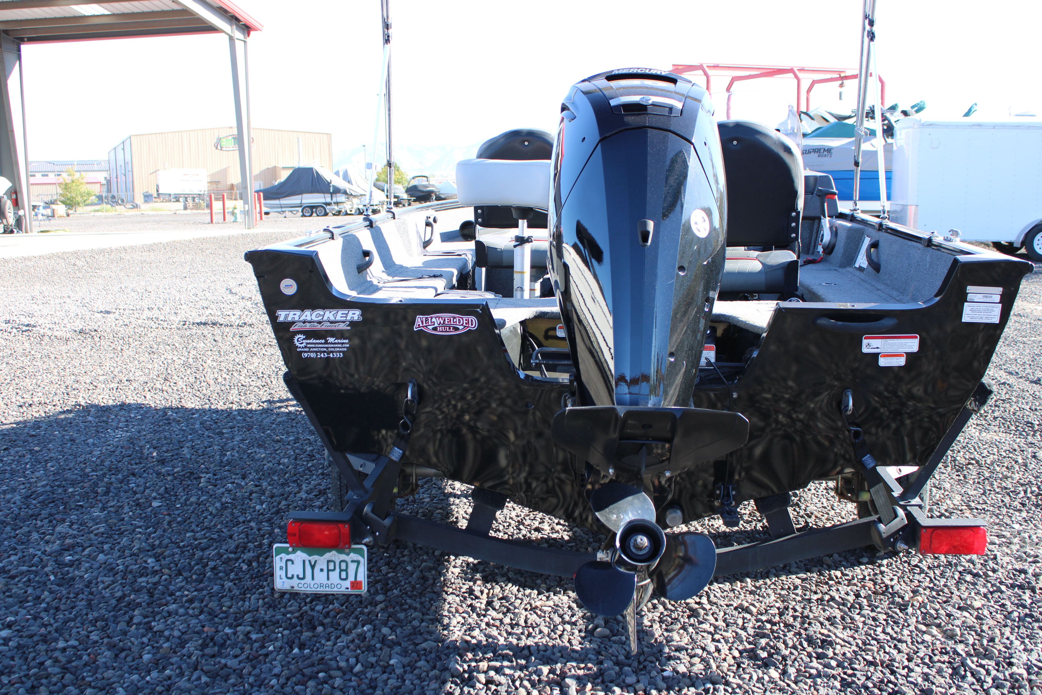 2022 Tracker Boats Pro Guide V-16 SC Boat
