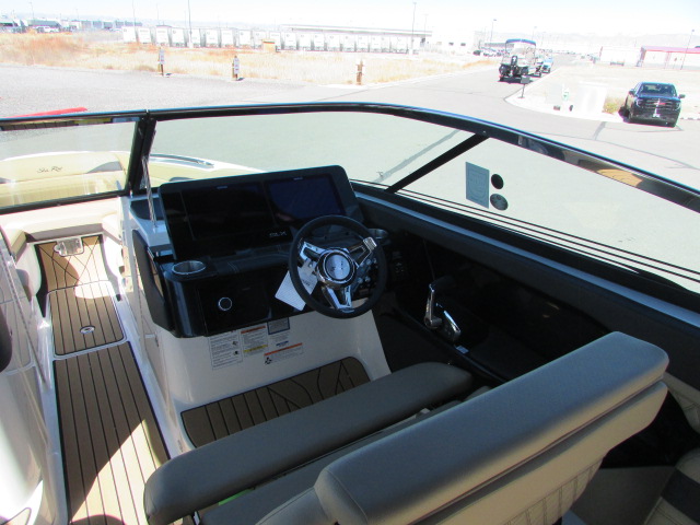 2024 Sea Ray 280 SLX Boat
