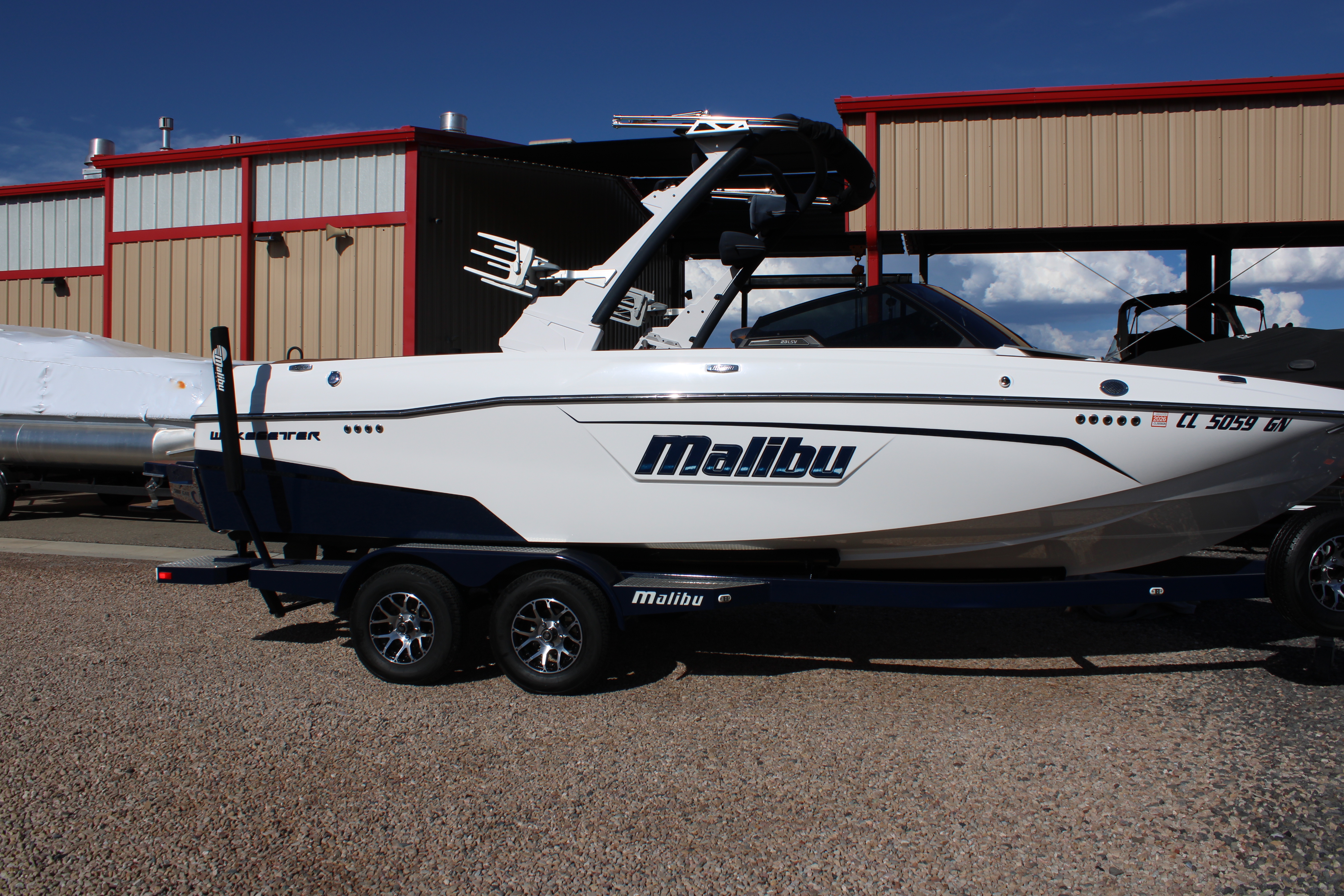 2023 Malibu 23 LSV Boat