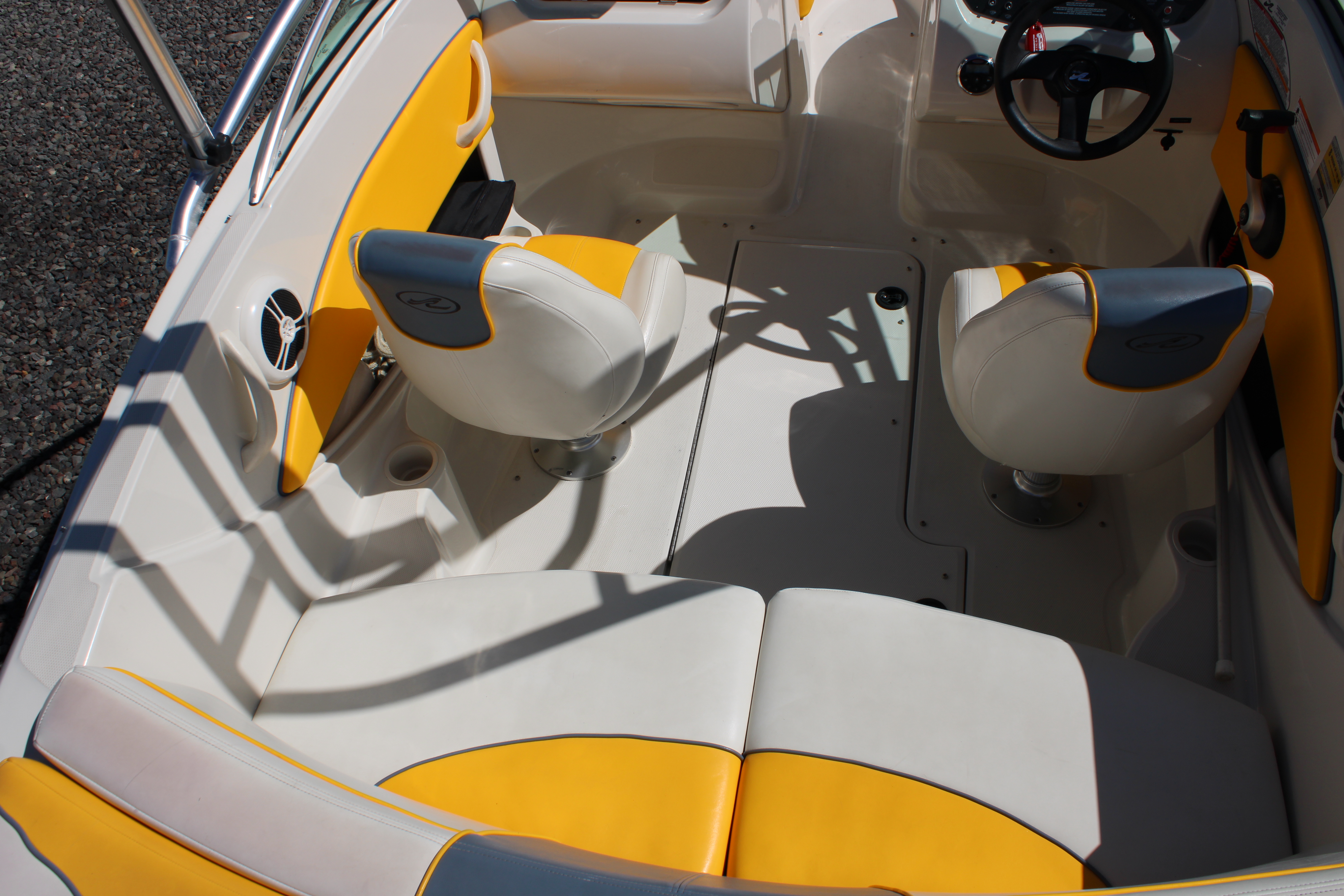 2007 Sea Ray 185 SPORT Boat